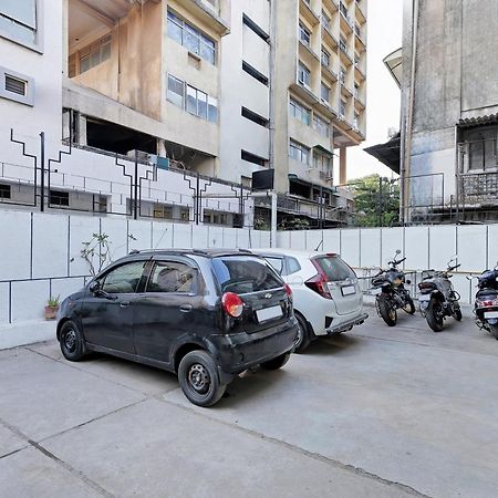Treebo Rvg Hotel Vadodara Exterior photo
