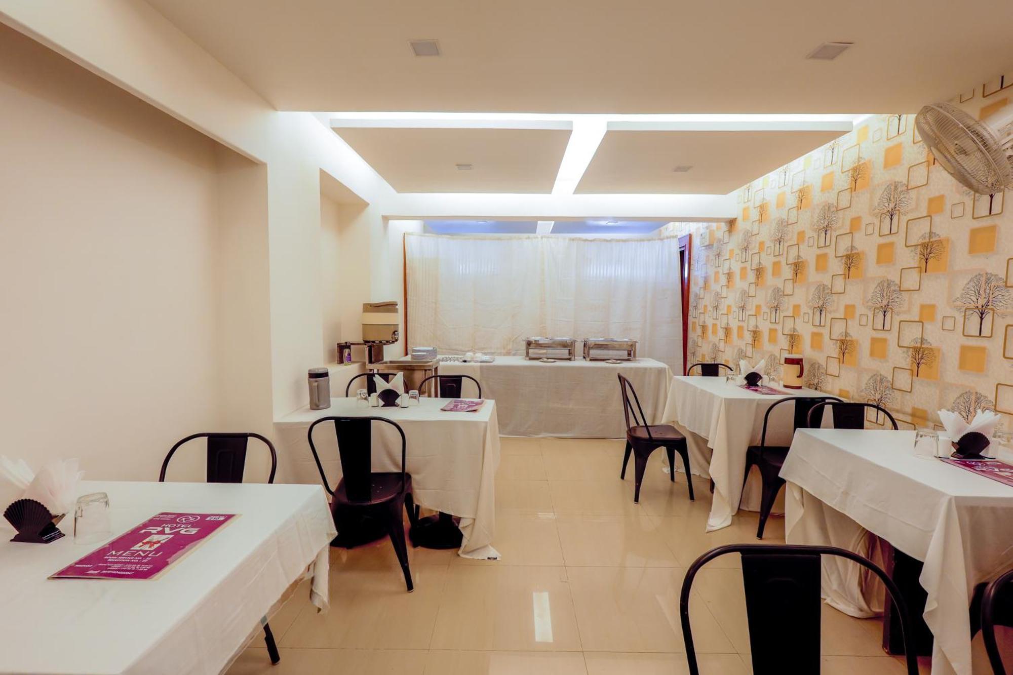 Treebo Rvg Hotel Vadodara Exterior photo